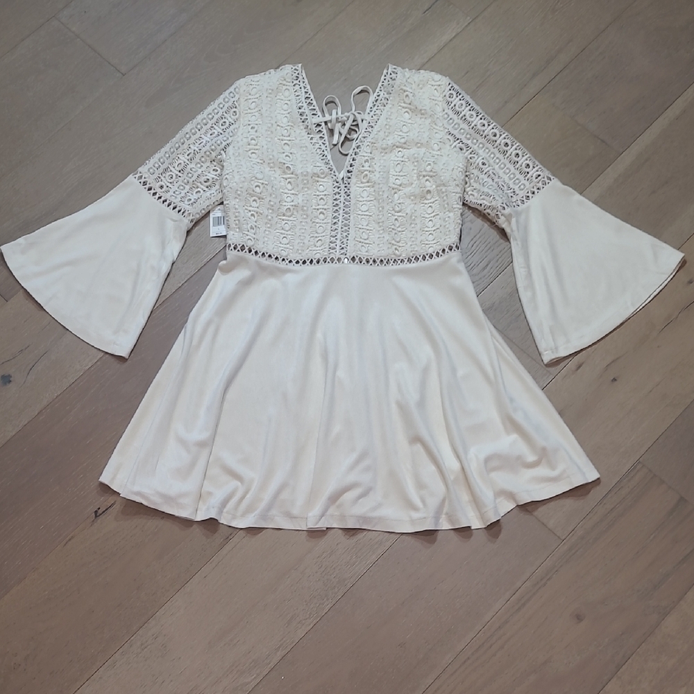 NWT Beyond the Radar Dress Women's sz L Cream Faux Suede Boho Bell Sleeve Mini